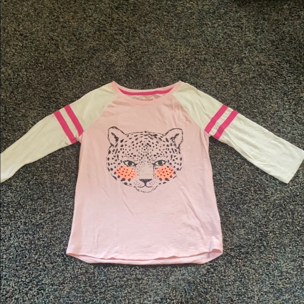 long-sleeved shirt
